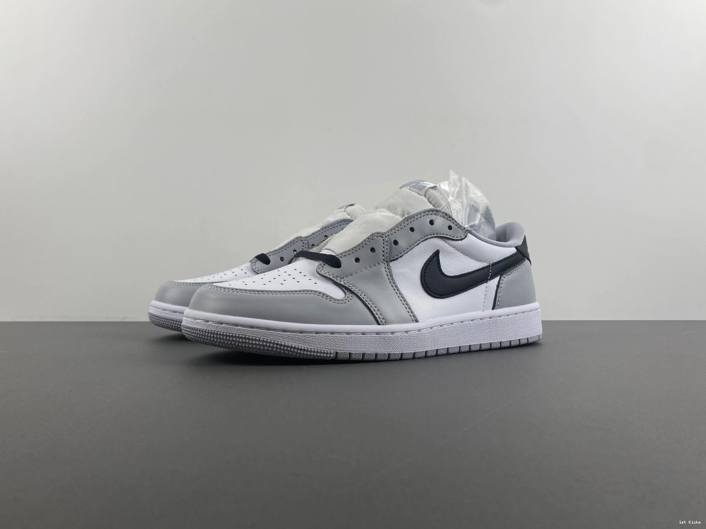 CZ0790-110 1 OG Jordan Air Barons  Low 0218